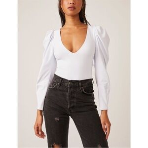 Free People • Va Va Voop - Elegant White Puff Sleeve Top